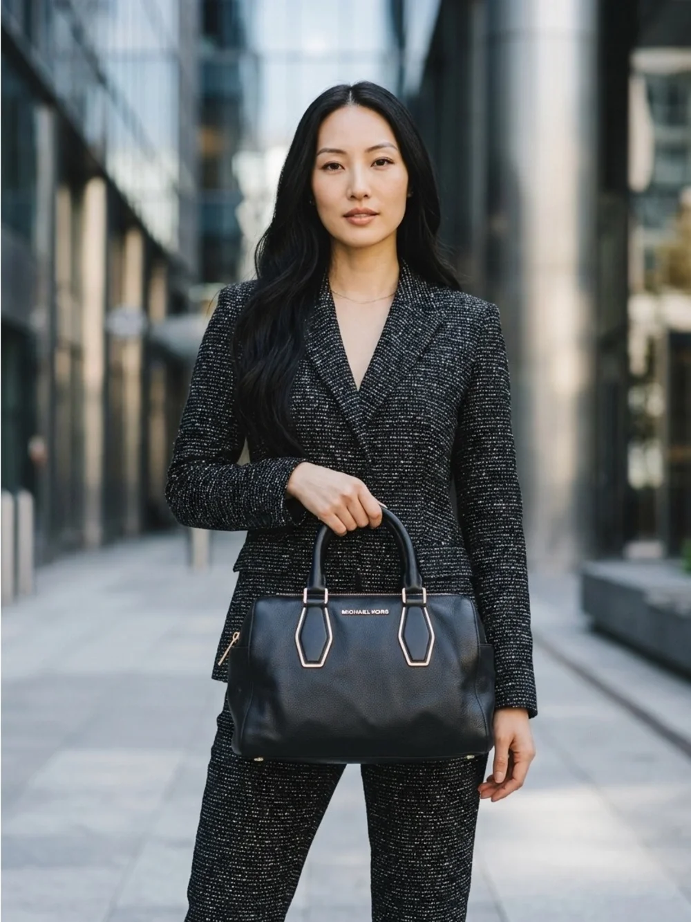 Michael Kors Vanessa Medium Chain Satchel Black Leather Gold Hardware - Picture 2 of 14